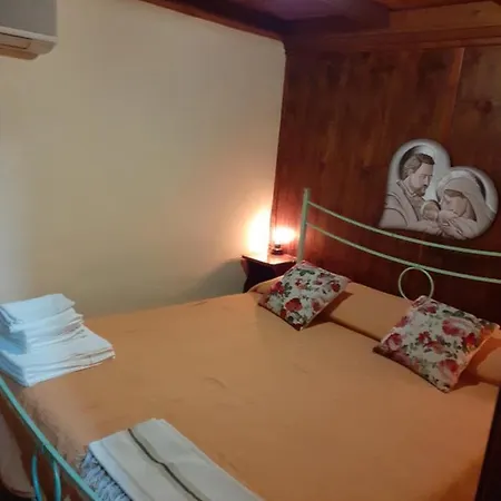 Сasa de vacaciones La Casetta Di